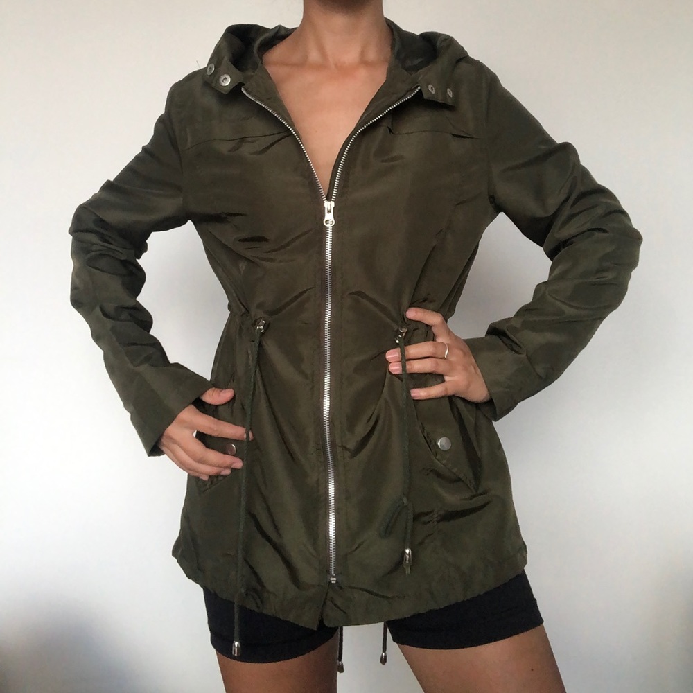 Jason Maxwell olive green windbreaker parka